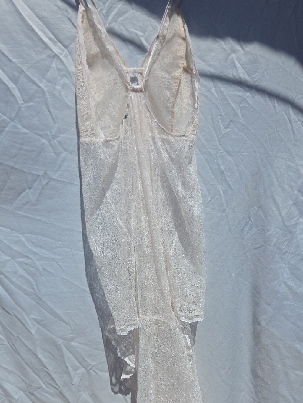 Delicate Ivory Lace Robe - Picture 3 of 4